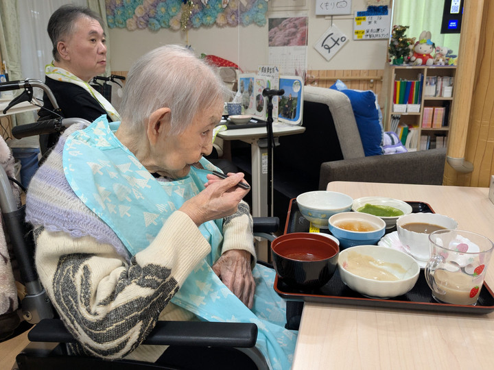 Pxl_20251222_031057190